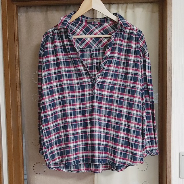 大きいサイズ　チェックシャツ　ネイビー×レッド レディースのトップス(シャツ/ブラウス(長袖/七分))の商品写真