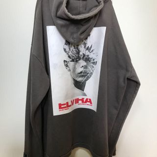 シュプリーム(Supreme)のELVIRA  T-Pablow着用 パーカー Lサイズ(パーカー)