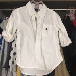 ベビーギャップ(babyGAP)のbabyGAP 定番白シャツ 95(Tシャツ/カットソー)
