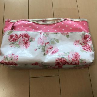 ローラアシュレイ(LAURA ASHLEY)のローラアシュレイ☆バッグインバッグ(ポーチ)