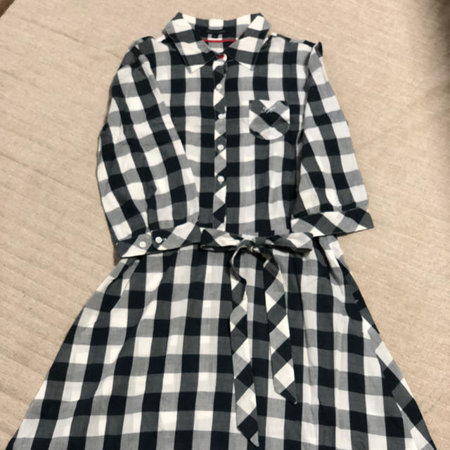 TOMMY HILFIGER(トミーヒルフィガー)の[あや様専用]トミーヒルフィガー チェックワンピース レディースのワンピース(ひざ丈ワンピース)の商品写真