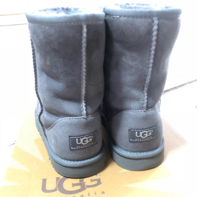 UGG(アグ)のUGG クラシックムートン レディースの靴/シューズ(ブーツ)の商品写真