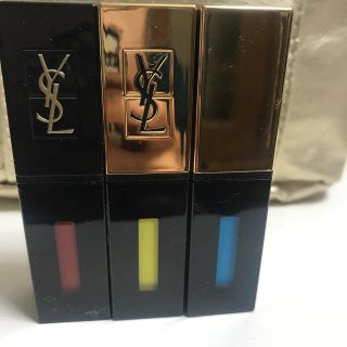 イヴサンローランボーテ(Yves Saint Laurent Beaute)のルージュピュールクチュールヴェルニ(リップグロス)