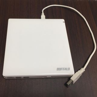 バッファロー(Buffalo)のBUFFALO  外付けポータブルDVDドライブ(PC周辺機器)