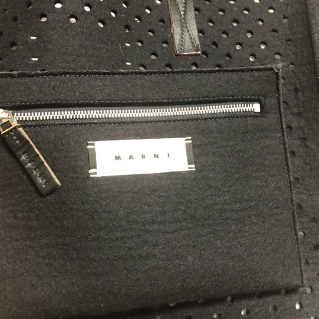 超ポイント祭?期間限定】 【美品】マルニ パンチングバック