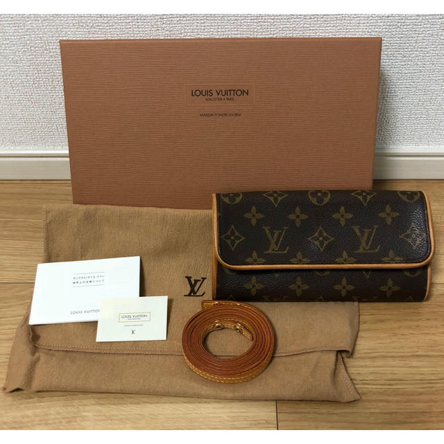 LOUIS VUITTON(ルイヴィトン)のルイヴィトン モノグラムポシェットPM レディースのバッグ(ボディバッグ/ウエストポーチ)の商品写真