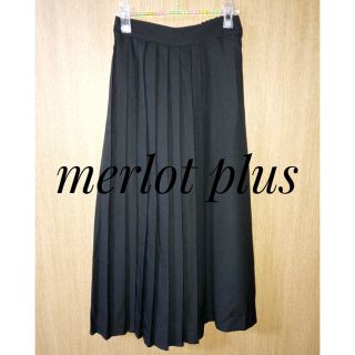 メルロー(merlot)のアシメプリーツキュロットパンツ(キュロット)