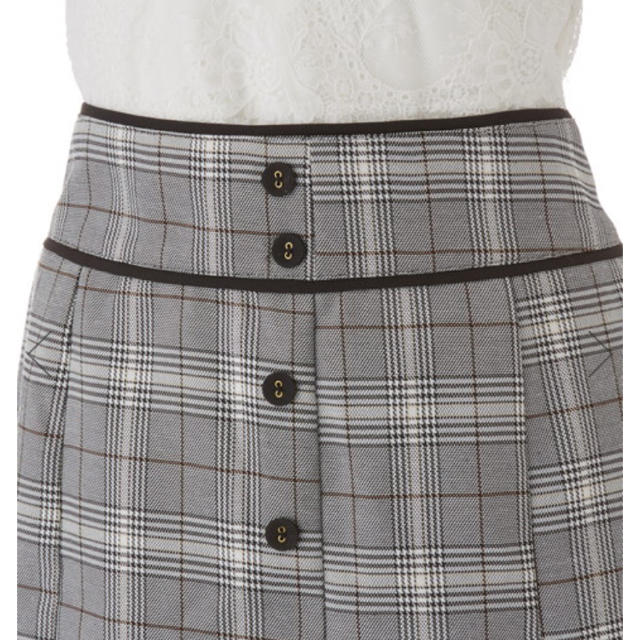 RENAIKEIKAKU パイピング前釦ミニスカート レディースのスカート(ミニスカート)の商品写真