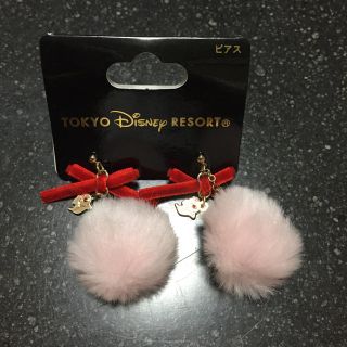 ディズニー(Disney)のDisneyリゾート購入 白雪姫 ファー付き ピアス(ピアス)