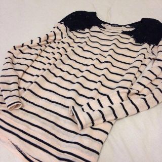 ザラ(ZARA)のZARA*ショルダーレース薄手ニット(ニット/セーター)