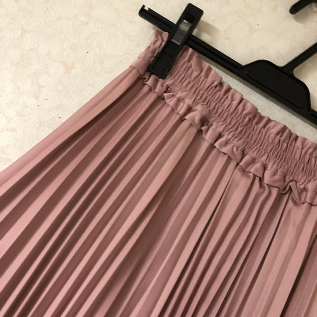 Ank Rouge(アンクルージュ)の【サテン生地】プリーツSK レディースのスカート(ロングスカート)の商品写真