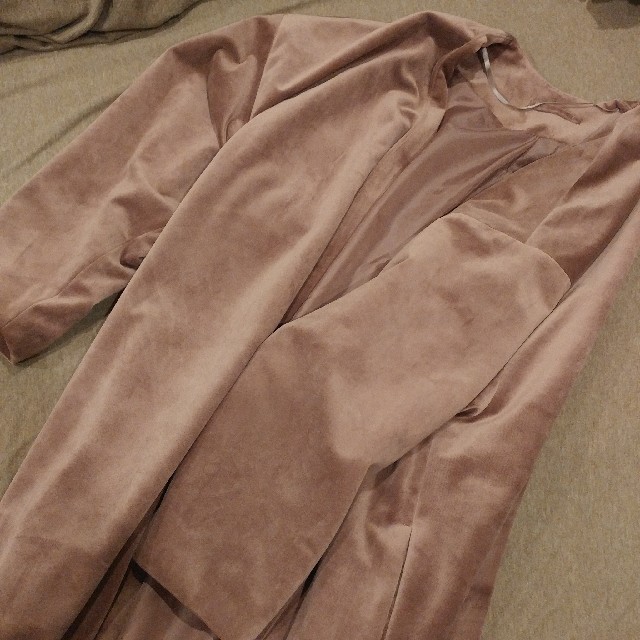 GU(ジーユー)のダスティピンク ベロア ガウン レディースのジャケット/アウター(ガウンコート)の商品写真