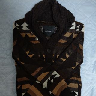 ウノピゥウノウグァーレトレ(1piu1uguale3)の1PIU1UGUALE3 NATIVE CABLE CARDIGAN(その他)