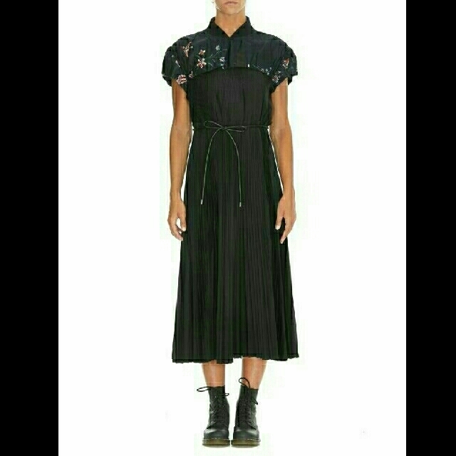 sacai - sacai プリーツ ワンピース ドレス の通販 by sui's shop