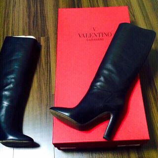 ヴァレンティノ(VALENTINO)のValentino (ブーツ)