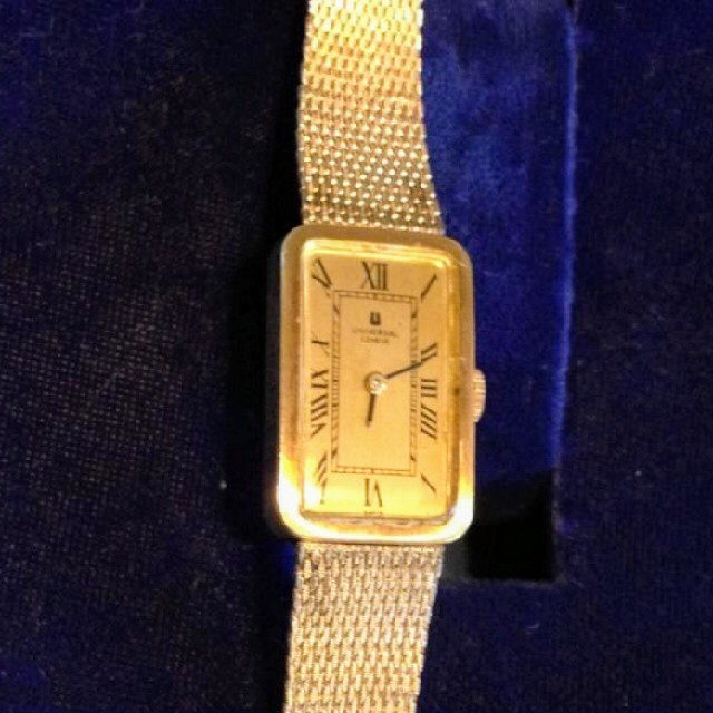 UNIVERSAL GENEVE(ユニバーサルジュネーブ)のユニバーサル ジュネーブ 
UNIVERSAL GENEVE　腕時計 レディースのファッション小物(腕時計)の商品写真