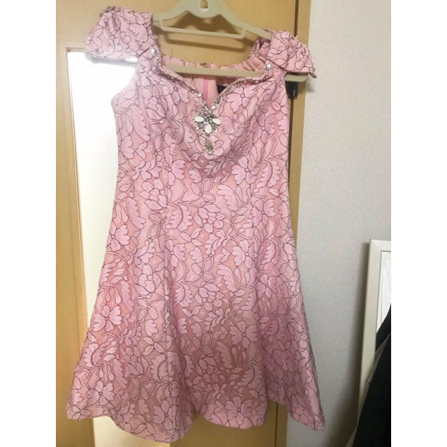 dazzy store(デイジーストア)のオフショル Aライン キャバドレス ピンク レディースのフォーマル/ドレス(ナイトドレス)の商品写真