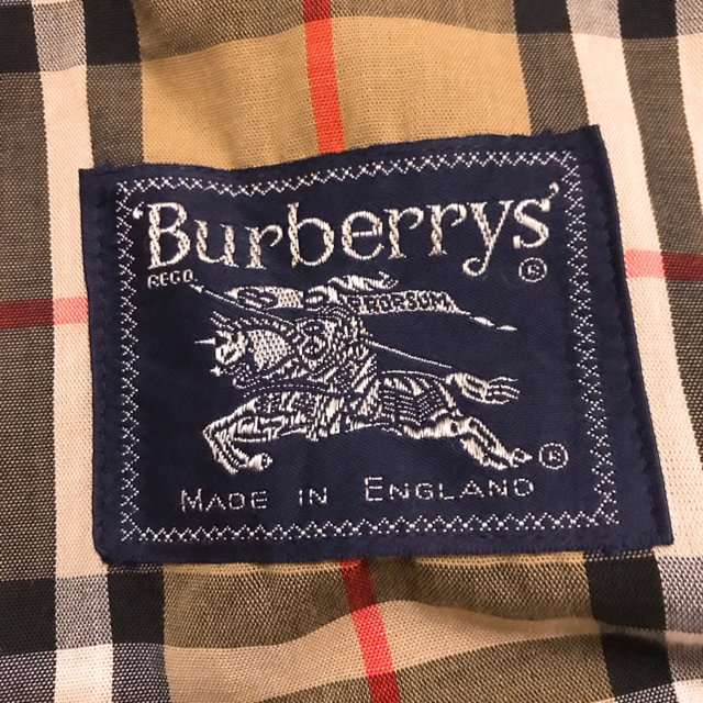 Burberry ショートトレンチの通販 By Riku S Shop バーバリーならラクマ バーバリー 人気格安 Cta Org Mz