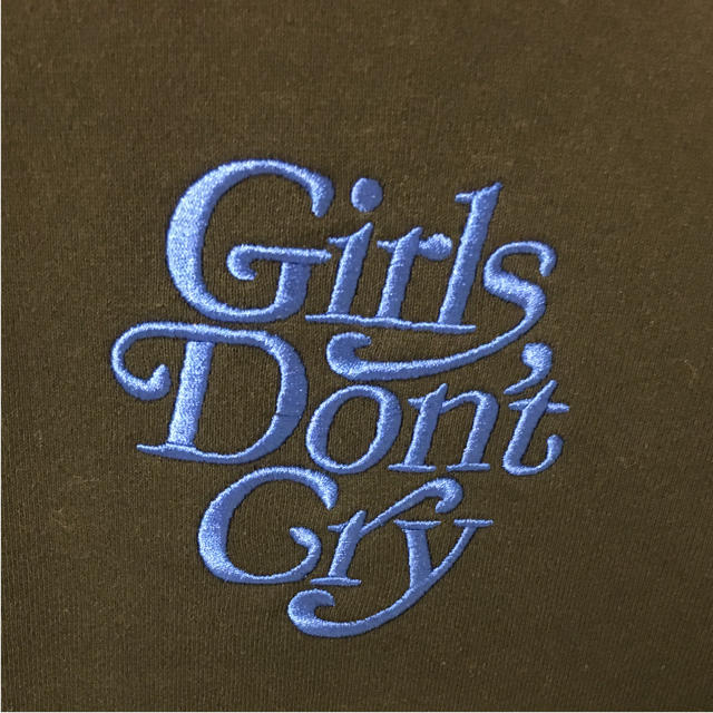 Lサイズ 新品 未使用 黒×青 girls don’t cry パーカー 1