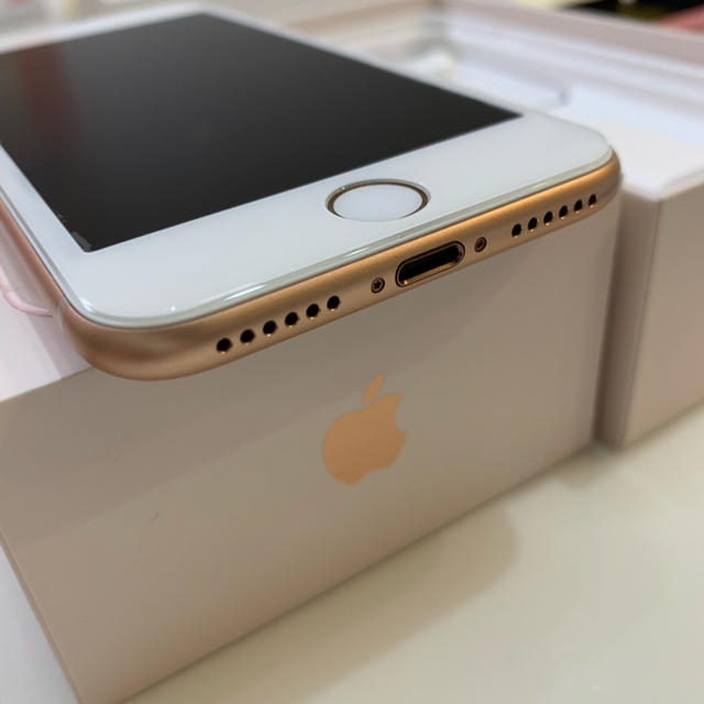 au iPhone8 256GB GD au iPhone8 256GB GD