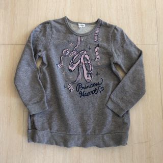 エニィファム(anyFAM)のふんわりシルエットのトレーナー(Tシャツ/カットソー)