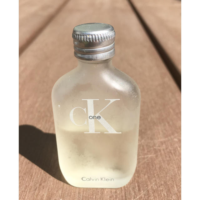 Calvin Klein(カルバンクライン)のカルバンクライン シーケーワン ミニ香水 コスメ/美容の香水(ユニセックス)の商品写真