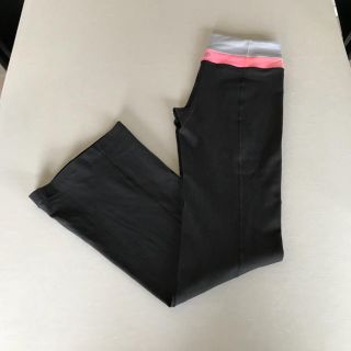 ルルレモン(lululemon)の【美品】ルルレモン パンツ サイズ4（グレー×白ピンク）(ヨガ)