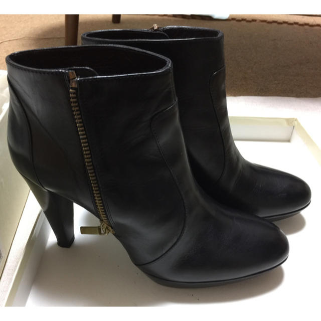 Max Mara(マックスマーラ)のマックスマーラ 牛革ブーツ size36.5 レディースの靴/シューズ(ブーツ)の商品写真