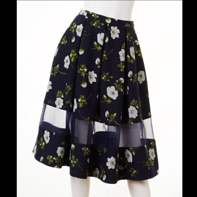 FRAY I.D(フレイアイディー)のウィンドフラワースカート レディースのスカート(ひざ丈スカート)の商品写真