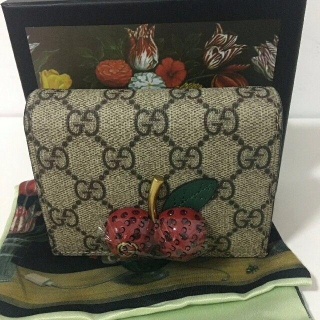 Gucci - GUCCIチェリー財布の通販 by hkag's shop｜グッチならラクマ