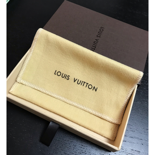 LOUIS VUITTON(ルイヴィトン)のVERSUS630さん限定ヴィトン カフス メンズのファッション小物(カフリンクス)の商品写真