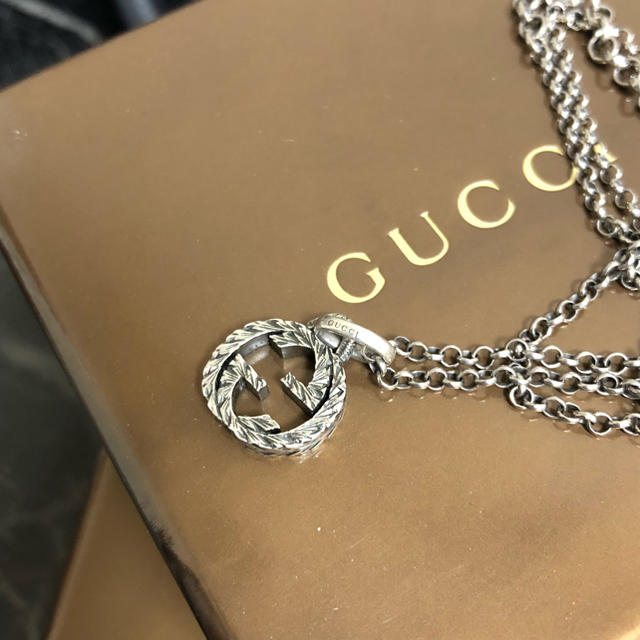 Gucci(グッチ)のGUCCI グッチ シルバー ネックレス インターロッキング  マーモント   メンズのアクセサリー(ネックレス)の商品写真
