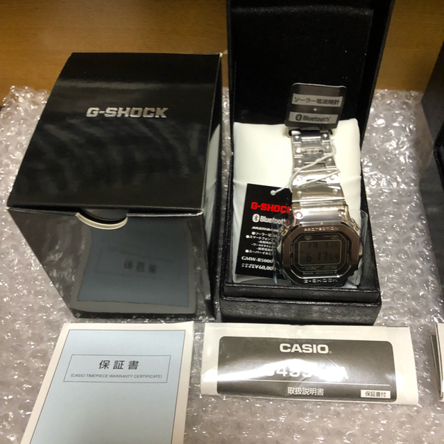 G-SHOCK(ジーショック)の専用 新品 CASIO G-SHOCK GMW-B5000D-1JF シルバー メンズの時計(腕時計(デジタル))の商品写真