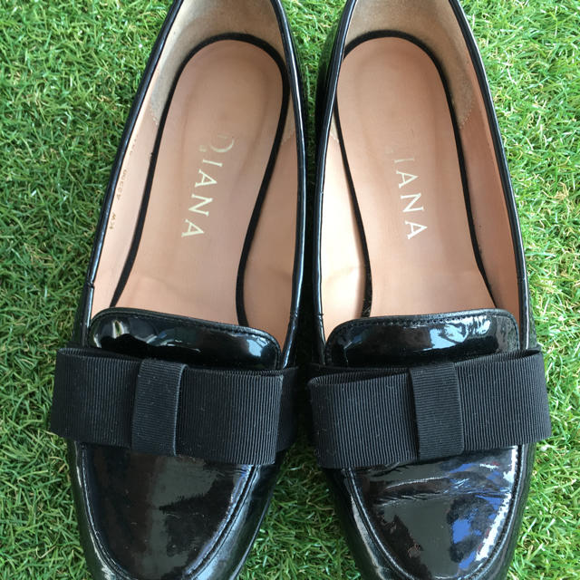 DIANA(ダイアナ)のダイアナ フラットシューズ ローファー 23.5 リボン ブラック レディースの靴/シューズ(ローファー/革靴)の商品写真