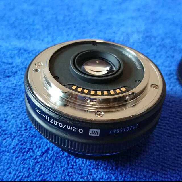 OLYMPUS(オリンパス)のOLYMPUS ZUIKO DIGITAL 25mm F2.8 パンケーキレンズ スマホ/家電/カメラのカメラ(レンズ(単焦点))の商品写真