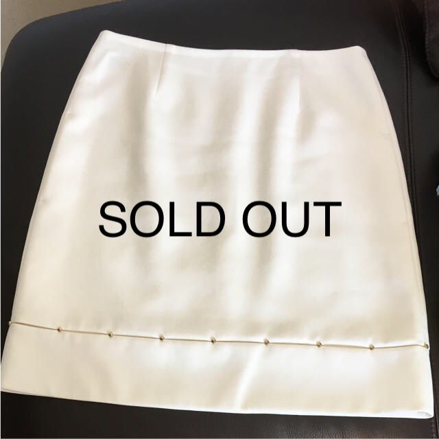 EPOCA(エポカ)のEPOCA ♡ エポカ  ホワイト スカート レディースのスカート(ひざ丈スカート)の商品写真
