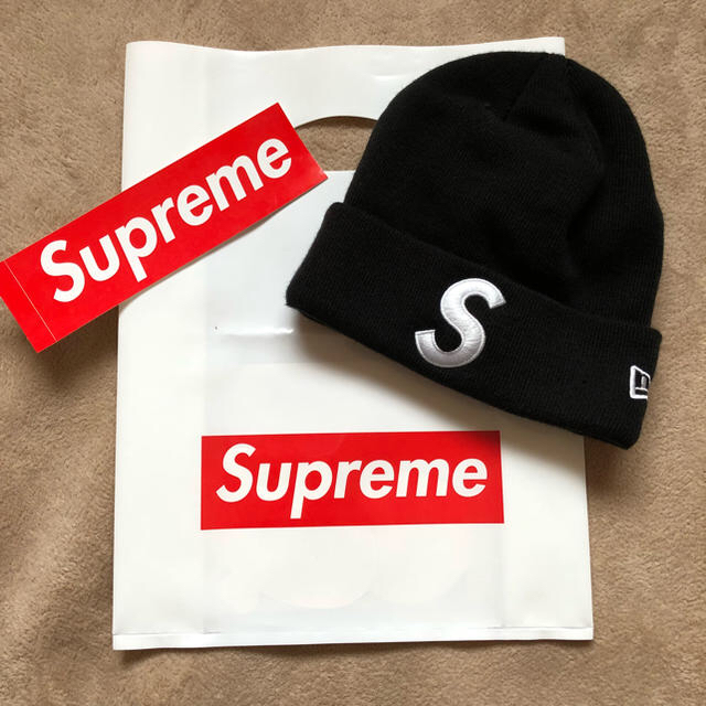 supreme Sロゴ ビーニー