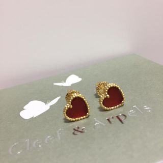 ヴァンクリーフアンドアーペル(Van Cleef & Arpels)のハート ピアス(ピアス)