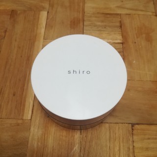シロ(shiro)のタピオカフェイスパウダー 7B00(フェイスパウダー)