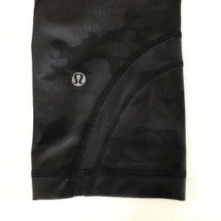 ルルレモン(lululemon)のルルレモン パンツ サイズ6（黒迷彩柄）(ヨガ)