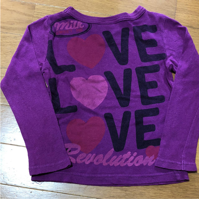 LOVE REVOLUTION(ラブレボリューション)のラブレボ ロンＴ 100 キッズ/ベビー/マタニティのキッズ服女の子用(90cm~)(Tシャツ/カットソー)の商品写真