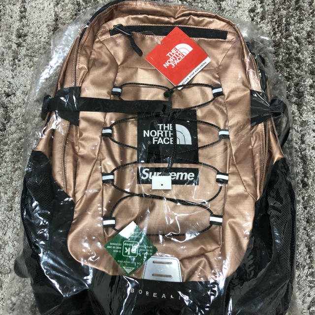 Supreme - supreme the north face backpack ローズゴールドの通販 by