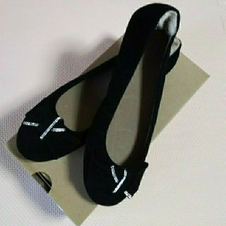 UGG(バレエシューズ ・ ブラック/黒色系)のフリマアイテム一覧 UGG(バレエシューズ ・ ブラック/黒色系)のフリマアイテム一覧