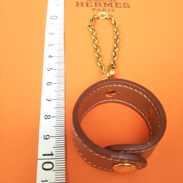 エルメス 手袋 グローブホルダー チャーム キーホルダー ブラウン系