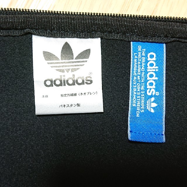 adidas(アディダス)のクラッチバッグ スポーツ/アウトドアのスポーツ/アウトドア その他(その他)の商品写真