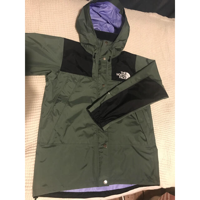 THE NORTH FACE(ザノースフェイス)の今期未使用マウンテンレインテックスジャケット レディースのジャケット/アウター(ナイロンジャケット)の商品写真