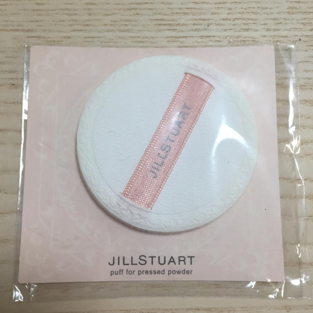 JILLSTUART(ジルスチュアート)のジルスチュアート★パフ コスメ/美容のスキンケア/基礎化粧品(その他)の商品写真