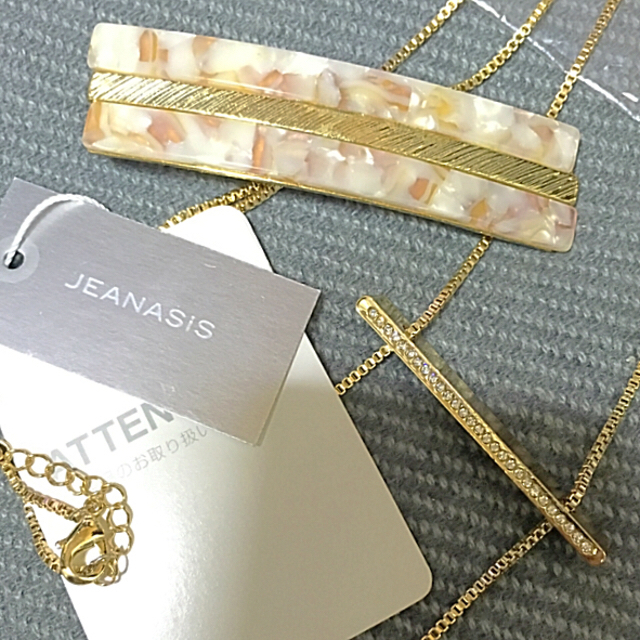 JEANASIS(ジーナシス)の専用になります♡新品☆ジーナシス ゴールドフリーネックレス レディースのヘアアクセサリー(その他)の商品写真