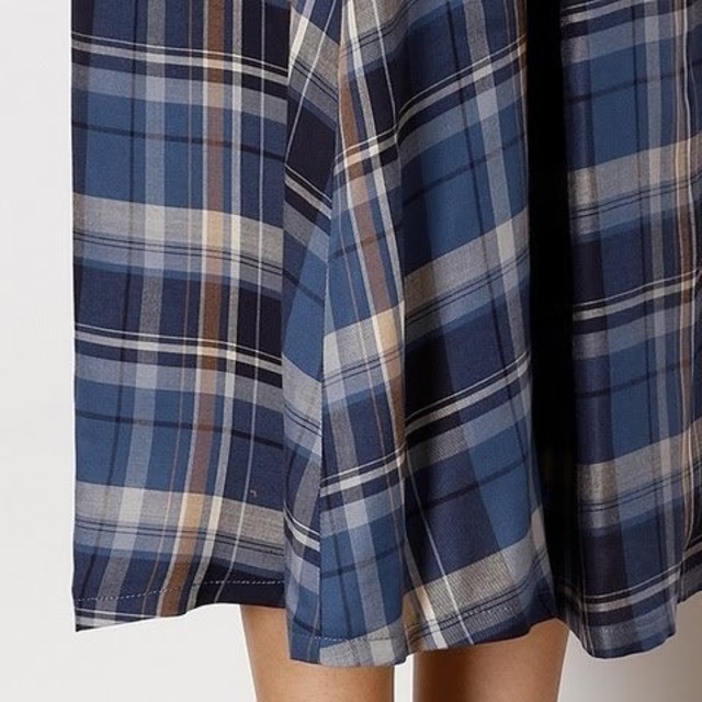 JUSGLITTY(ジャスグリッティー)のジャスグリッティー 前結びチェックAラインスカート レディースのスカート(ひざ丈スカート)の商品写真