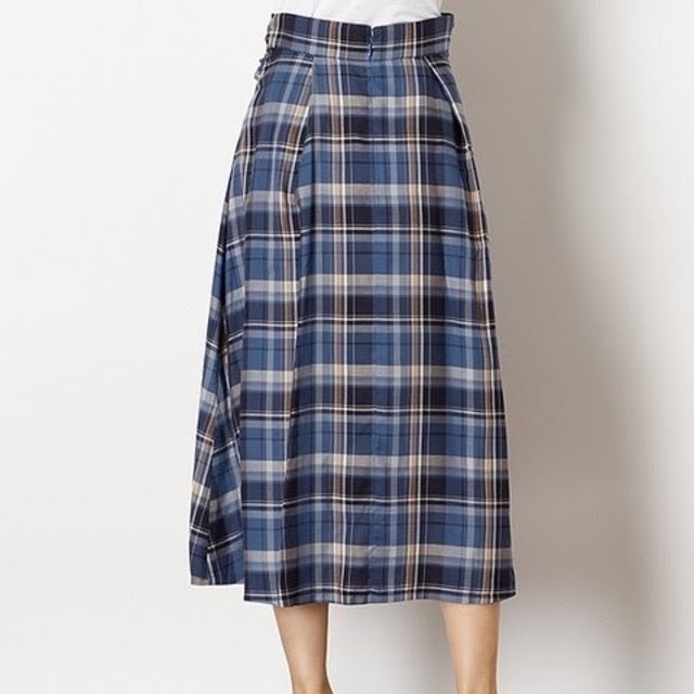 JUSGLITTY(ジャスグリッティー)のジャスグリッティー 前結びチェックAラインスカート レディースのスカート(ひざ丈スカート)の商品写真